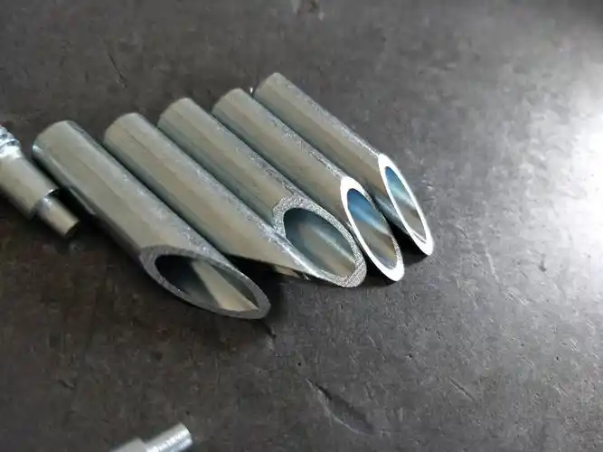 阻车路障免埋式全自动遥控式破胎器便携式阻车钉拦车器手动阻车器