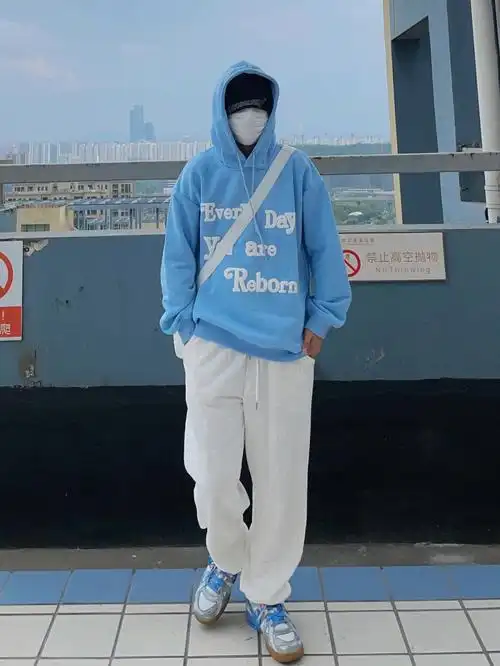 7515这里是rain7515身高170 / 体重50kg-99卫衣:bridge