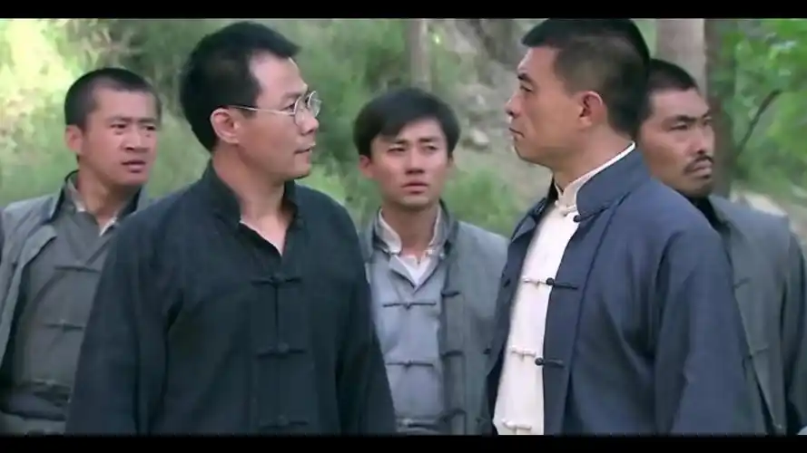 抗日奇侠:王营长组织人手炸毁大桥,切断日军增援补给