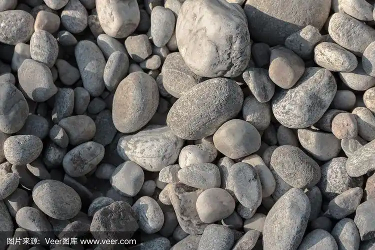 垂直的照片白色的河流卵石