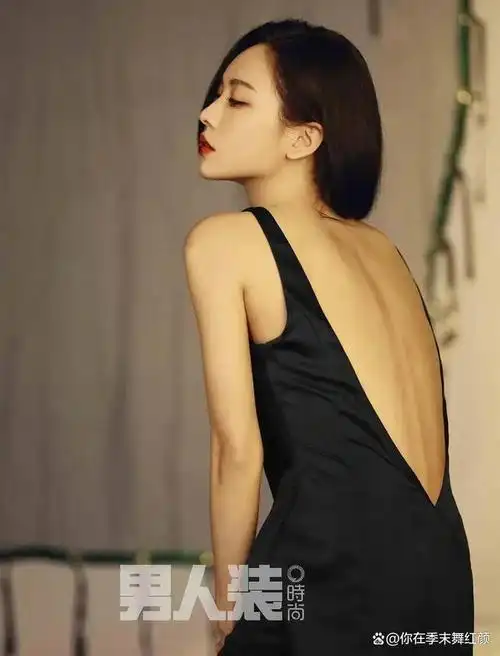 性感的王霏霏身材太火辣了性感饱满让人难以抵挡又仙又撩