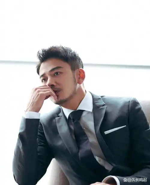 小包总杨烁太幽默了,近况曝光