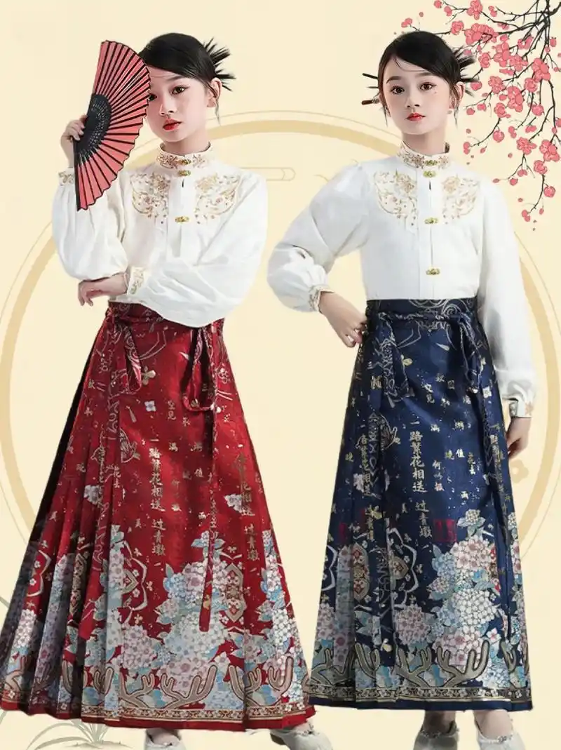 中国风汉服套装.#创作灵感 #图文种草机麻麻们～这款古装中国 - 抖音