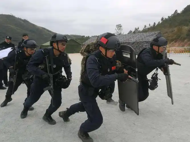 特警支队新警集训(三)