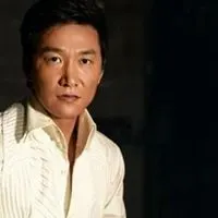 张世豪励志的头像男生_微信头像图片大全