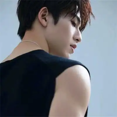 帅哥真人头像高清照男生