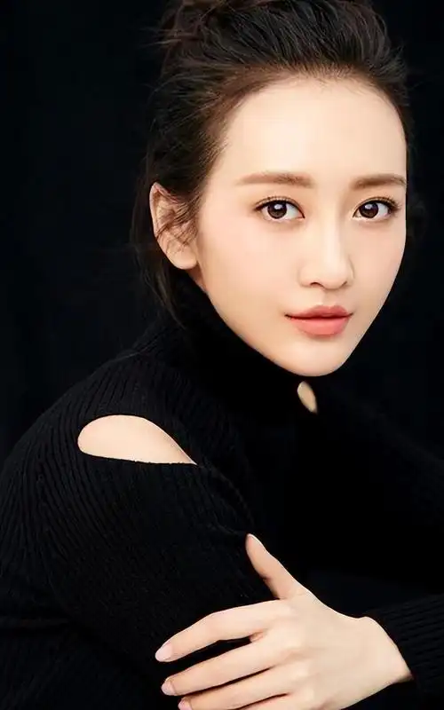 演员一线明星王鸥(明艳妖娆的王鸥在娱乐圈里一直是个神话般的存在)