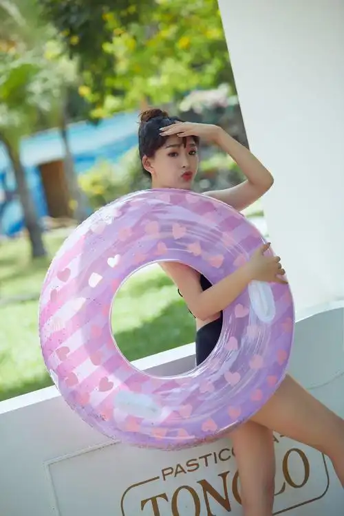 筱侣ins可爱少女充气亮片爱心游泳圈成人救生圈网红加厚腋下圈