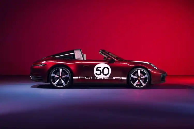 试驾保时捷911targa 4s heritage design:是割韭菜还是真复古?
