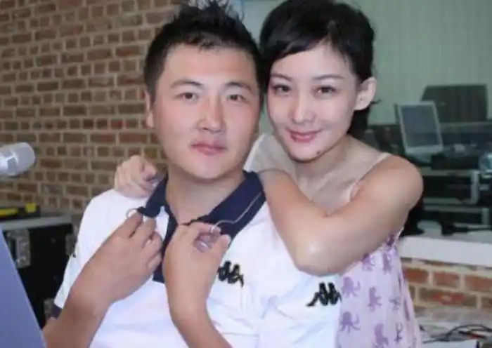 买红妹现任丈夫孙煜伦正面照买红妹还是买红妹