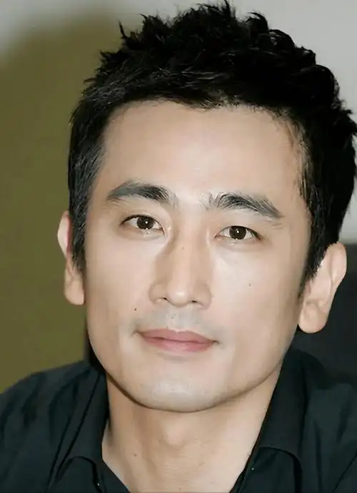 55岁男演员车仁杓发布年轻时旧照,还挺帅的.