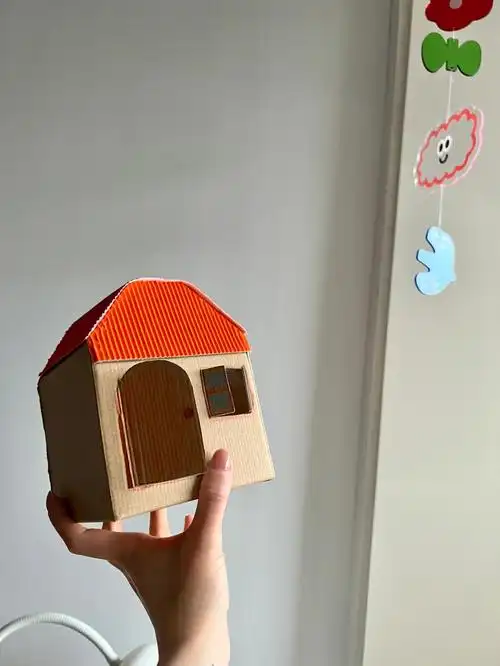 纸盒子做个纸房子