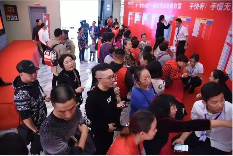 开盘狂销160000000元演绎商业新传奇!