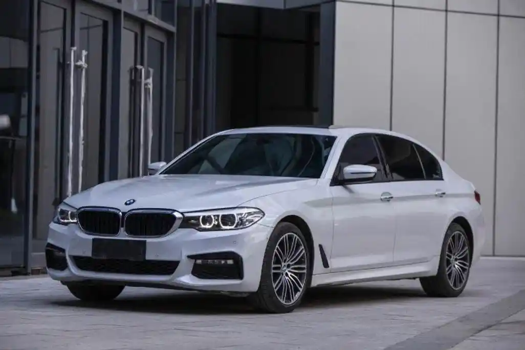 2023款宝马5系亮相,新车升级自动驾驶辅助,配2.0t 8at