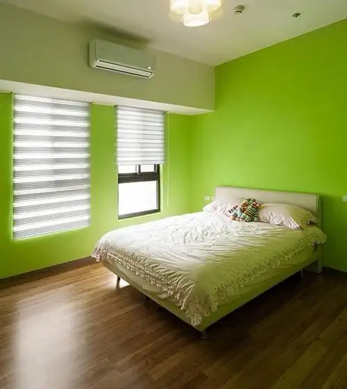 亮绿色的女孩房以色彩带来缤纷活力,造型主灯更呈现主题专属性.