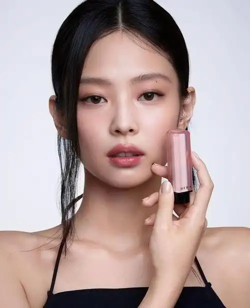 奇迹妮妮 硬照表现力之jennie kim926989(考古持续更新