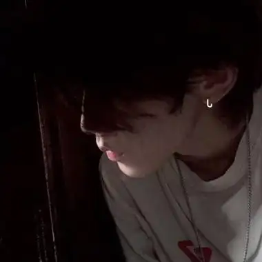 个性真人高冷男头高清好看的帅气撩人高冷男头大图