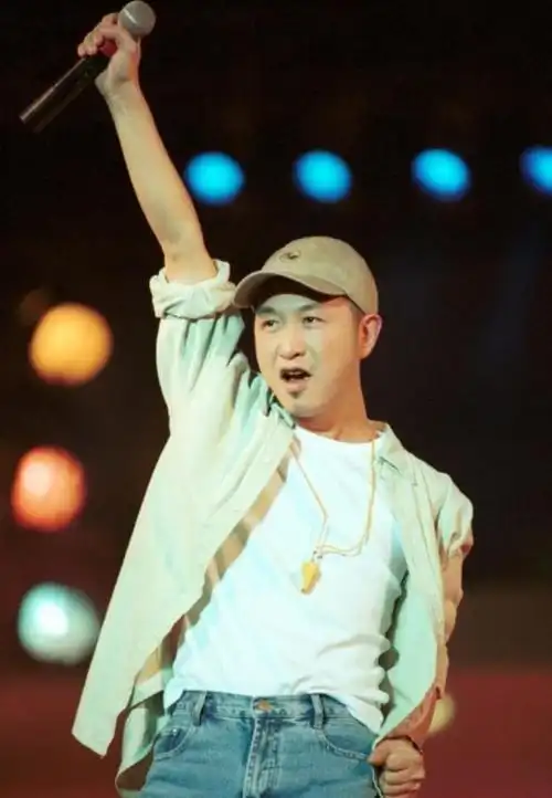 高枫一首大中国响彻大地初恋成为压死他的最后一根稻草