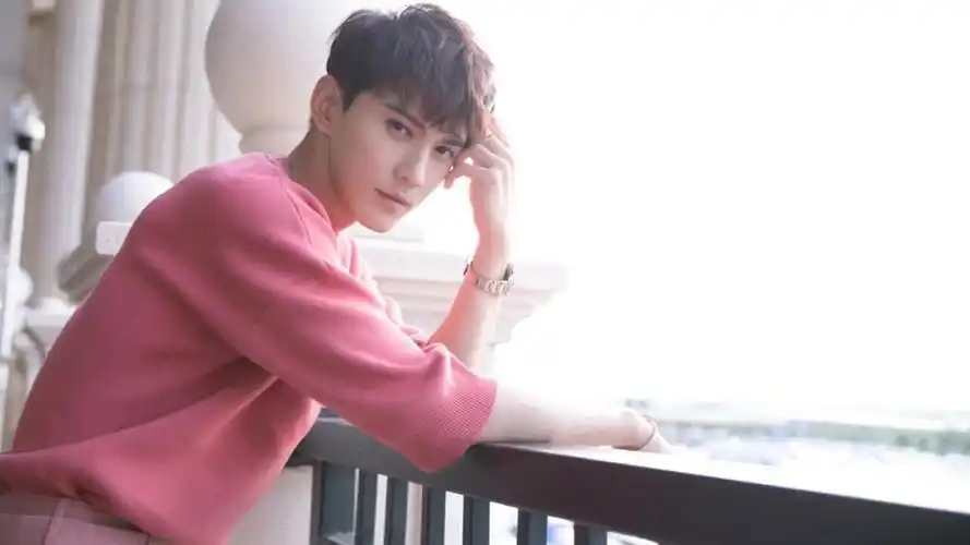 暖男徐正溪,高清图片,壁纸-桌面城市