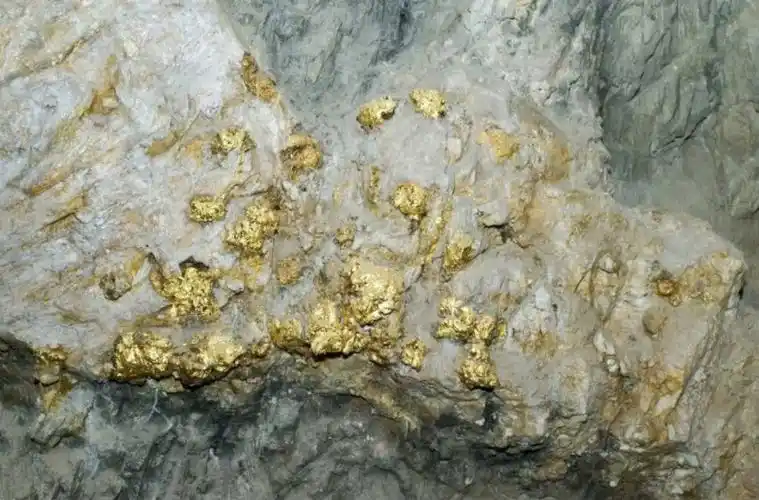 但为什么挖金矿这么难?