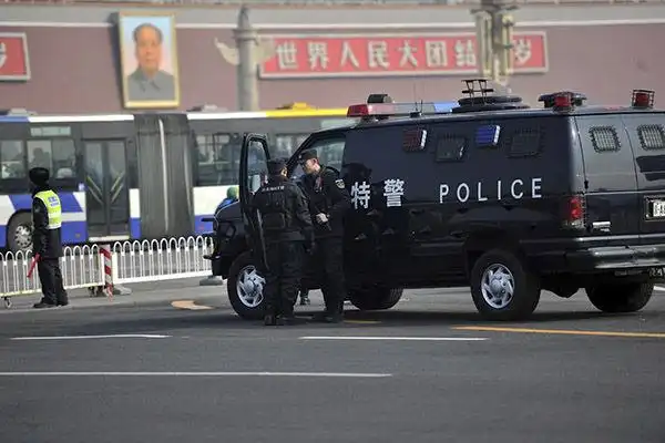 全面出击 两会安保最酷特警车上阵【16】