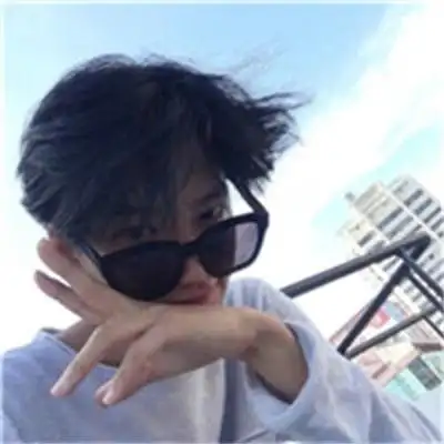 戴墨镜的超帅男生头像超拽霸气男生真人图片大全