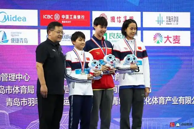 聚焦全国游泳冠军赛|季新杰豪取第3金 青岛姑娘王佳音200米仰泳摘银