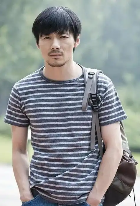 《潜伏》播出16年后演员境况天差地别,逆袭入狱退圈嫁豪门