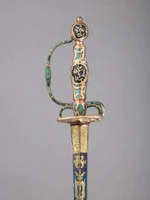 随着民用击剑术变得更加专业和精炼,细剑也发展成一种更为轻巧,精简的