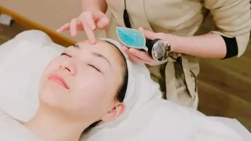 成华区第一的spa从这里出来的都是queenb