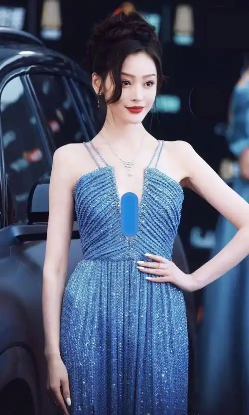 张天爱是港风美人吧?