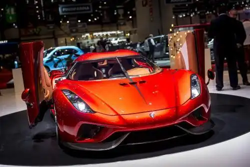 劳斯莱斯和宾利哪个档次高,世界名车排行榜前十名(全球顶级10大豪车