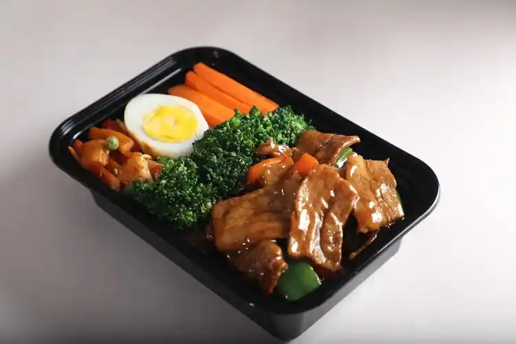 加班党累成狗,幸好有谷言料理包支撑辛苦的胃_石家庄市惠康食品有限公