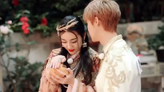 张艺兴和迪丽热巴将合作新剧?网友:说啥也要追!