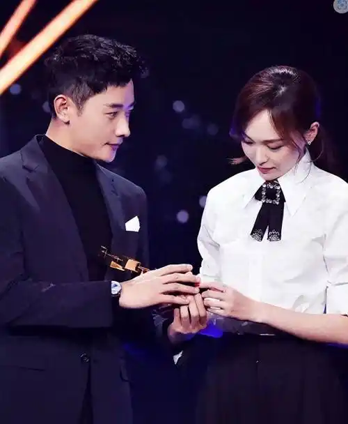 唐嫣_高云翔_伍克波