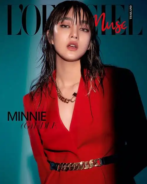 娃泰泰国杂志图