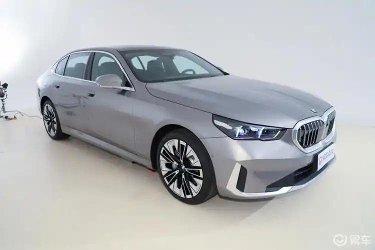 【宝马宝马5系2024款530li 尊享型 豪华套装】报价_图片_-参数_易车