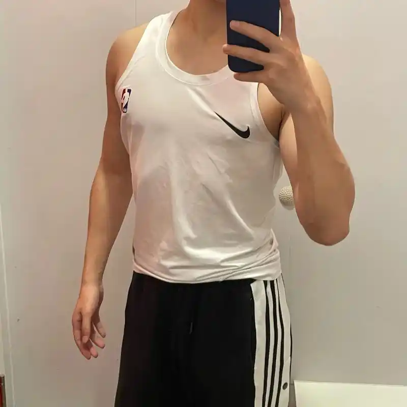 谁不愿意泡健身房.#185大帅哥 #见人不如健身  #健身日 - 抖音