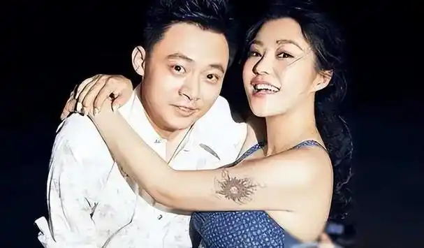 郝蕾:与刘烨离婚后,自己一人养育双胞胎儿子,如今怎么样了