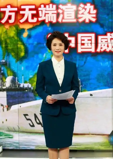 央视主播徐俐退休60岁竟然还这么漂亮穿红裙气质也太高级了