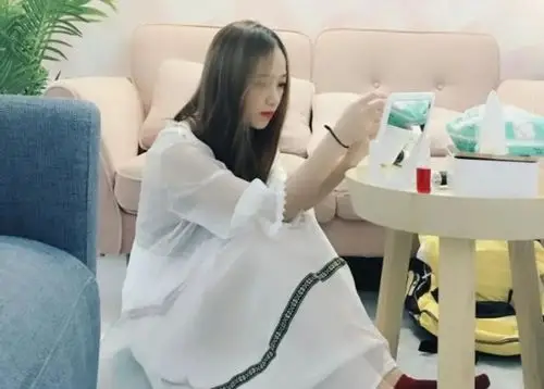 lpl:胜利女神妖风小姐姐表白被拒,网友逆袭的机会来了,你们还在等什么