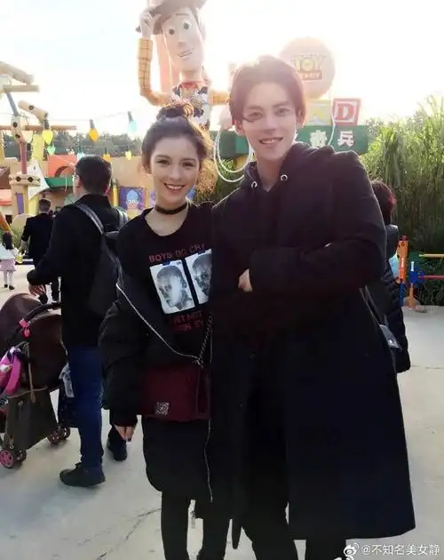 有人磕过张予曦和陈柏融这对吗 当初觉得他俩真的好配 后面分手了