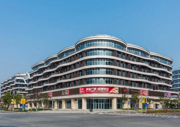 虹桥丽宝广场位于上海市闵行区申滨路269号,虹桥丽宝广场项目坐落于