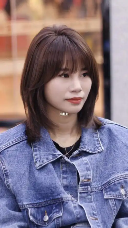 减龄锁骨发77法式刘海