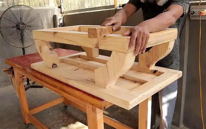 老木匠做一张茶几要三千,看完整个制作过程,才知道买到就是赚到