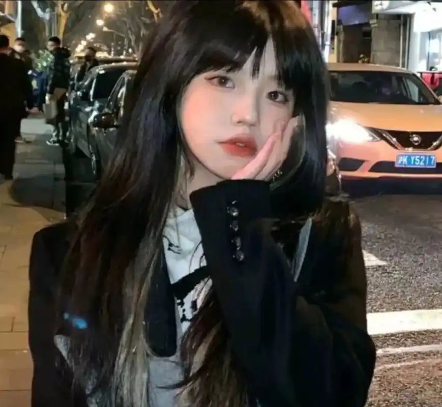 小说界的神仙作者: 竹已 《偷偷藏不住》段嘉许&桑稚 《难哄 - 抖