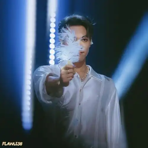 santa赞多超话95#赞多第二#—你是跌落凡间的天使.@into1-赞多