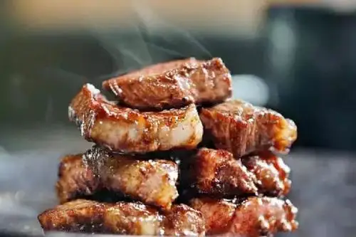 美食品鉴会:吃肉是大事,免费试过才知道