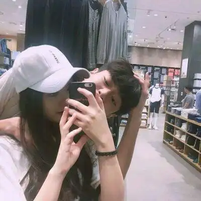 情侣头像女生头像