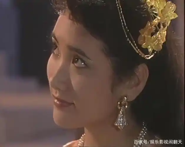 重温90版《封神榜》才发现,苏妲己不算什么,比她更美的不在少数